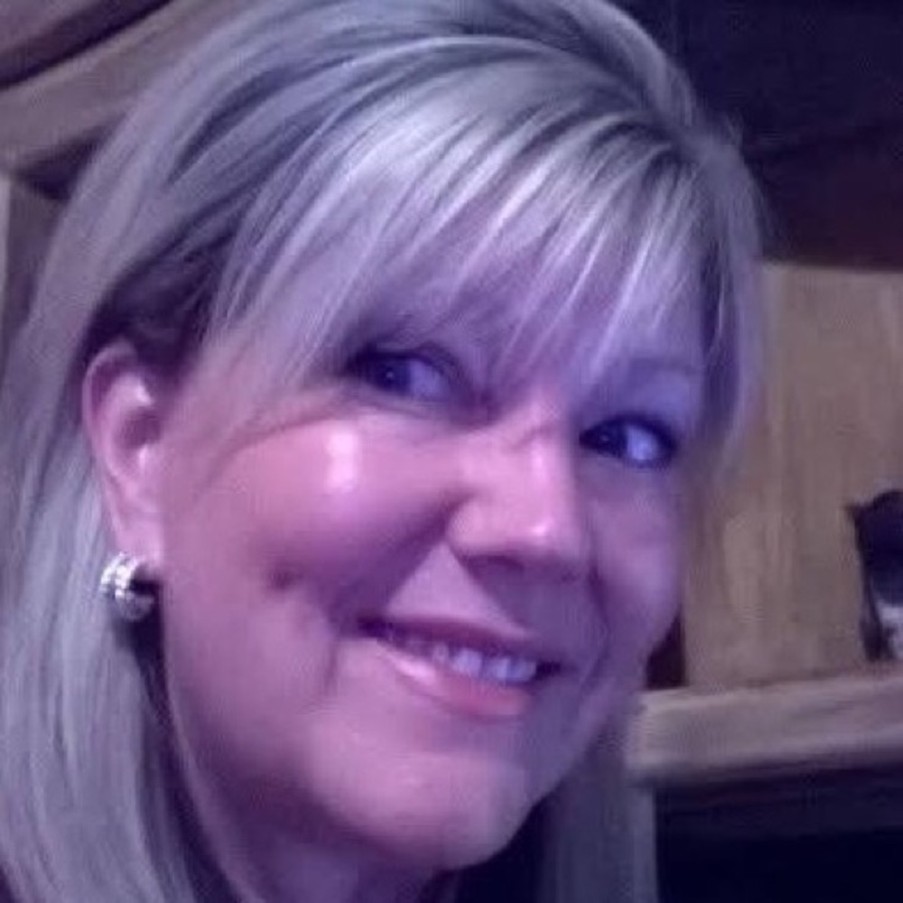 Meet your Posher, Marci